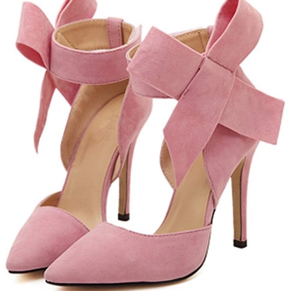 - ✨PINK SUEDE FOUR SEASONS WOMAN’S BOW HEEL NWT*✨ - Picture 2 of 8